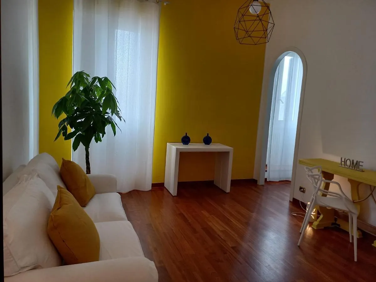 Sole Amare Guest House Bari 0*,  Italia